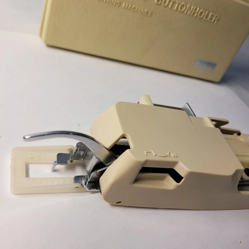 Montgomery Ward Automatic Buttonholer‎ 9259 Vintage Sewing Machine Attachment
